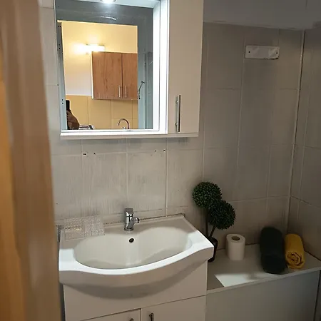 Studioul Vacanțelor Din 2 * Saturn